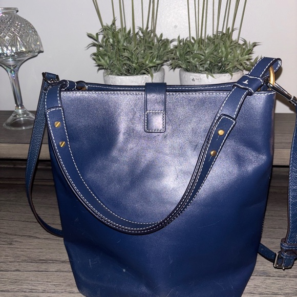Tory Burch Navy Leather Bag - Picture 3 of 10